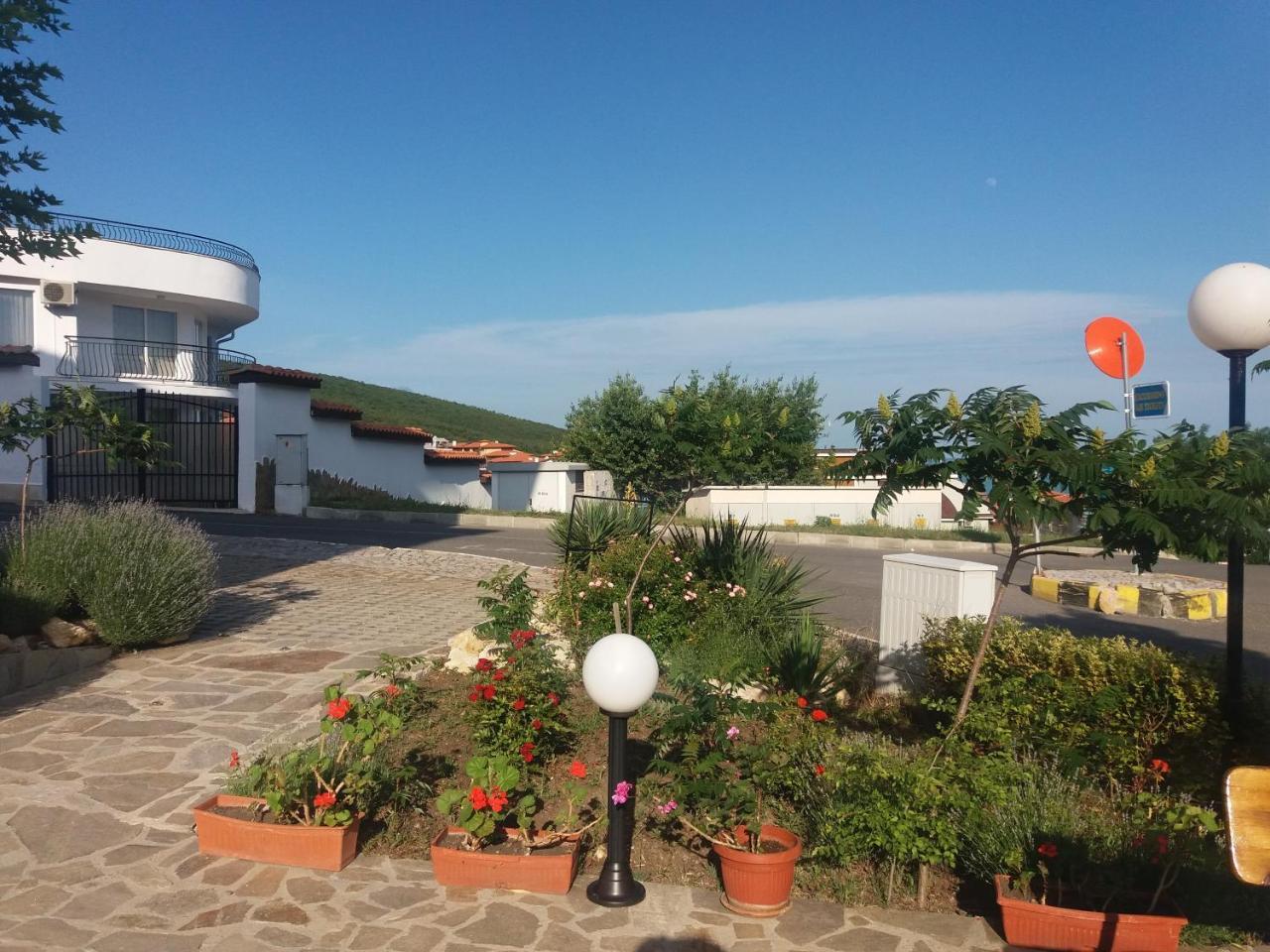 Hotel Sea Vista Sveti Vlas Eksteriør bilde